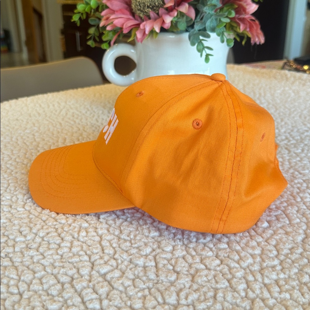 🌺 NWOT Embroidered Orange Coach Cap - Picture 3 of 8